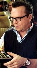 Tom Arnold en otra imagen del film