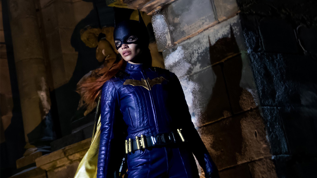 Leslie Grace como "Batgirl"