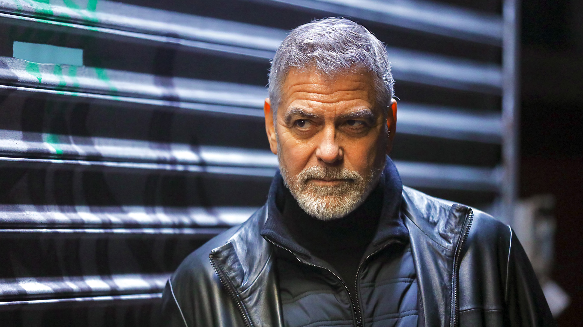 Clooney, en su próximo estreno, "Wolfs"