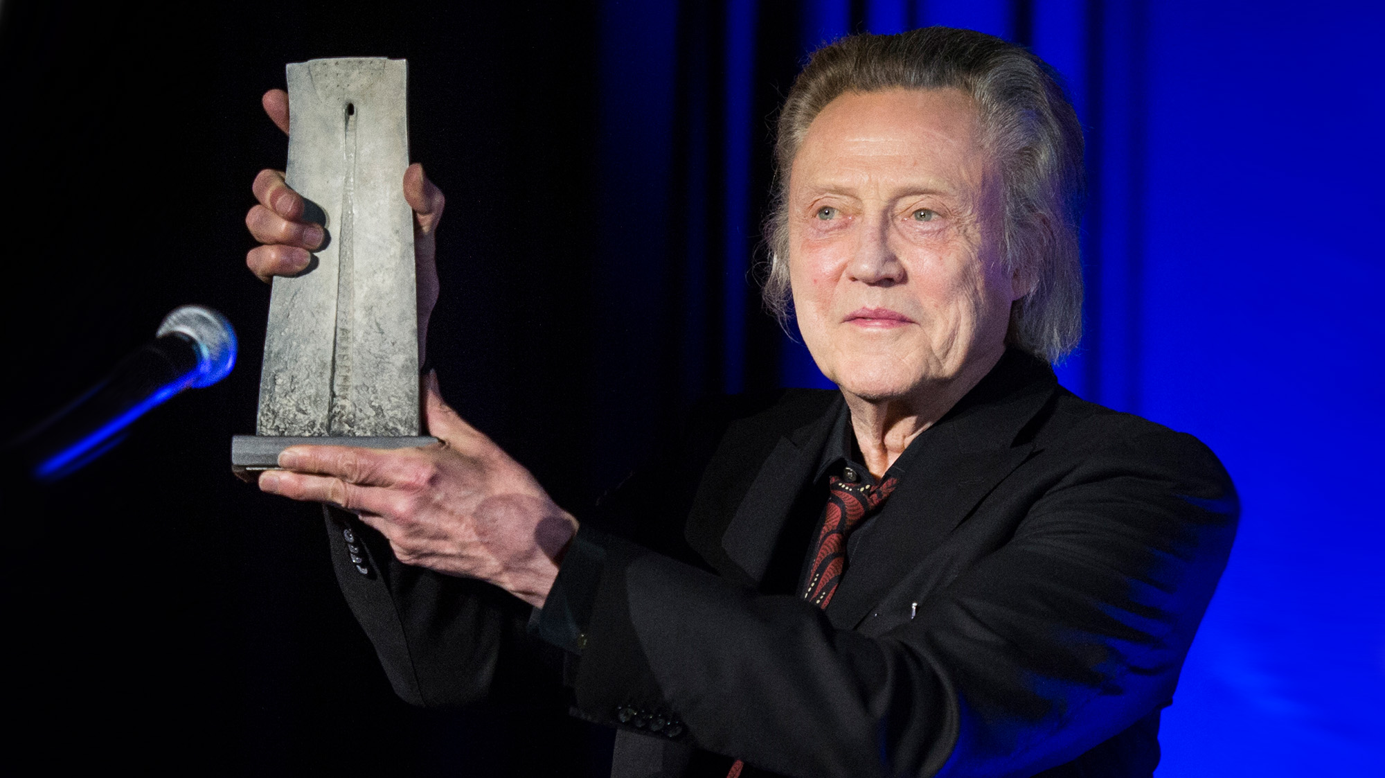 Christopher Walken (Pierre Vogel)