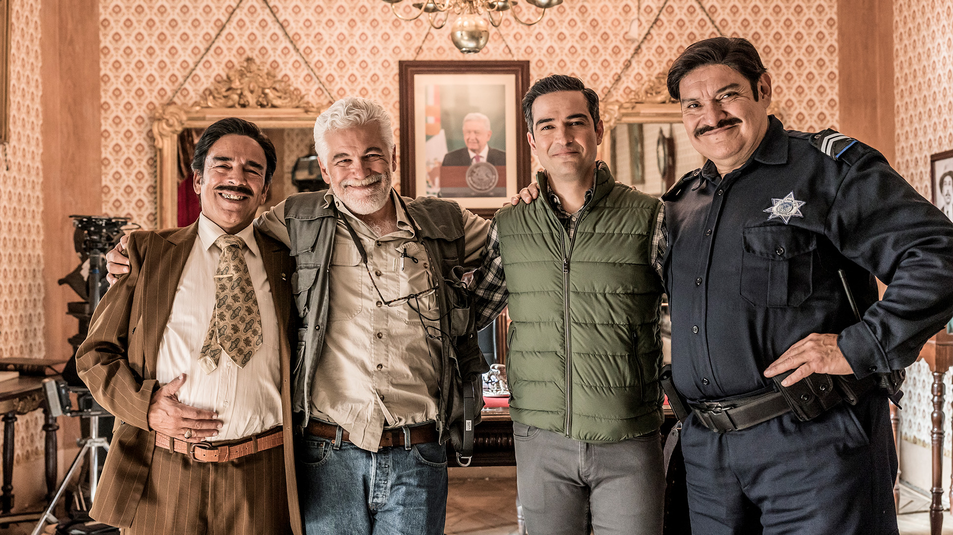 Estrada, con los tres actores de "¡Que viva México!"
