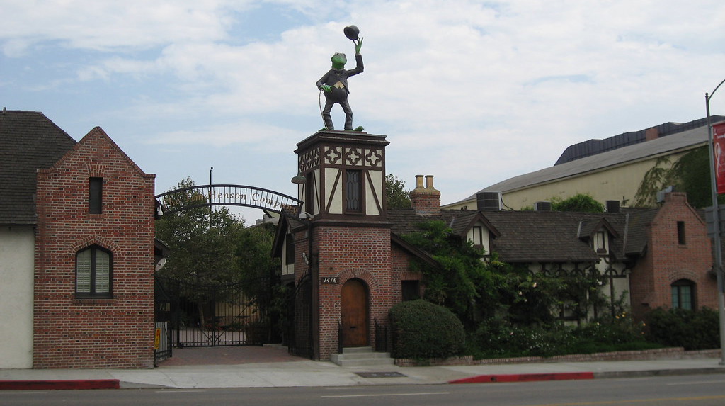 Los Charlie Chaplin Studios, cuando eran propiedad de Jim Henson