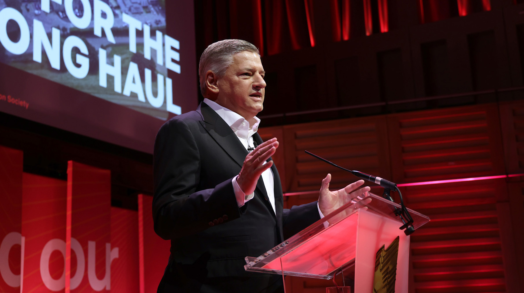 Sarantos, de la plataforma a la conquista de Hollywood