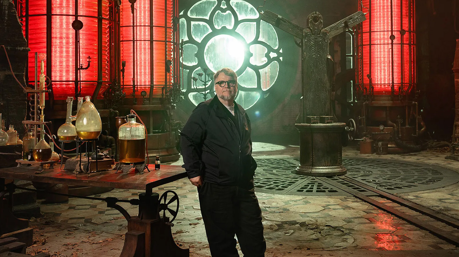 Del Toro, en el rodaje de "Frankenstein"
