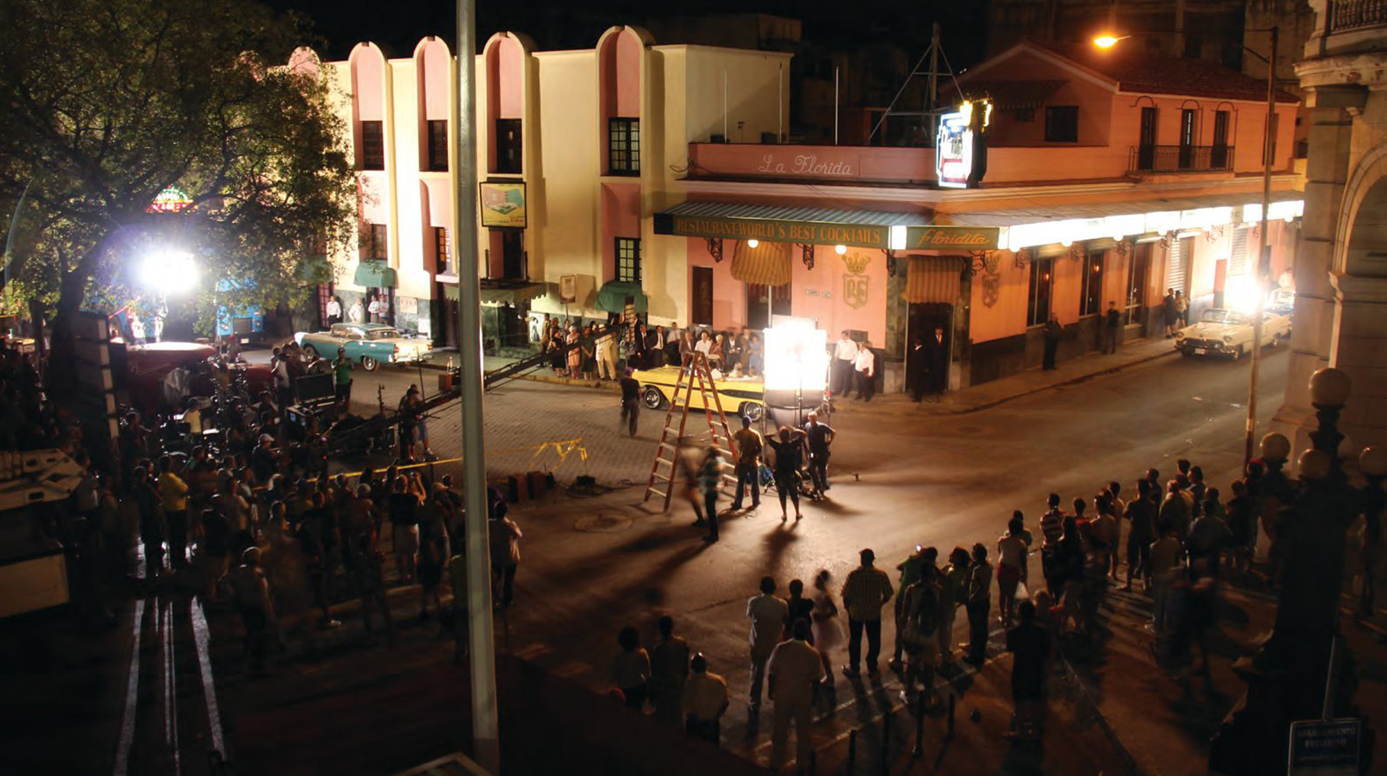 Rodaje ante el mítico bar Floridita, en La Habana