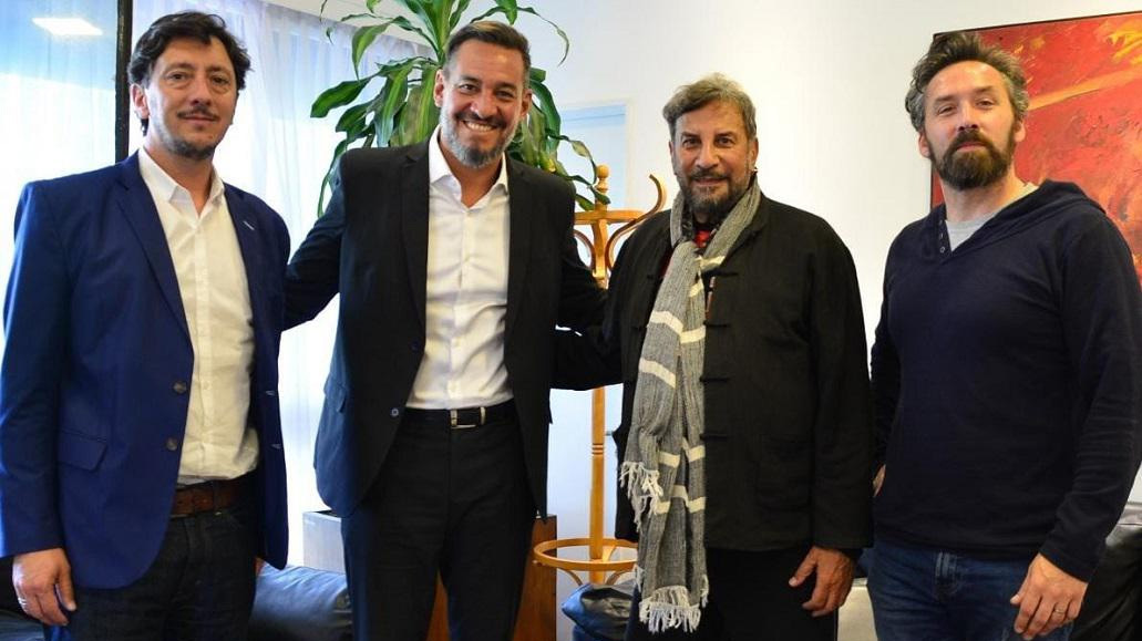 Zanetti (con foulard) visitó al Secretario de Gobierno en Córdoba para concretar su proyecto
