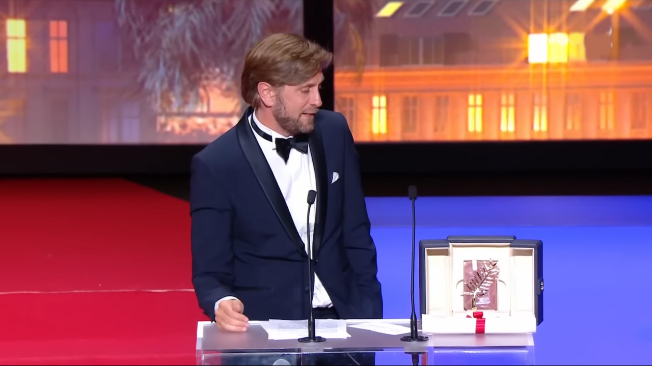 Ruben Östlund contempla su segunda Palma de Oro