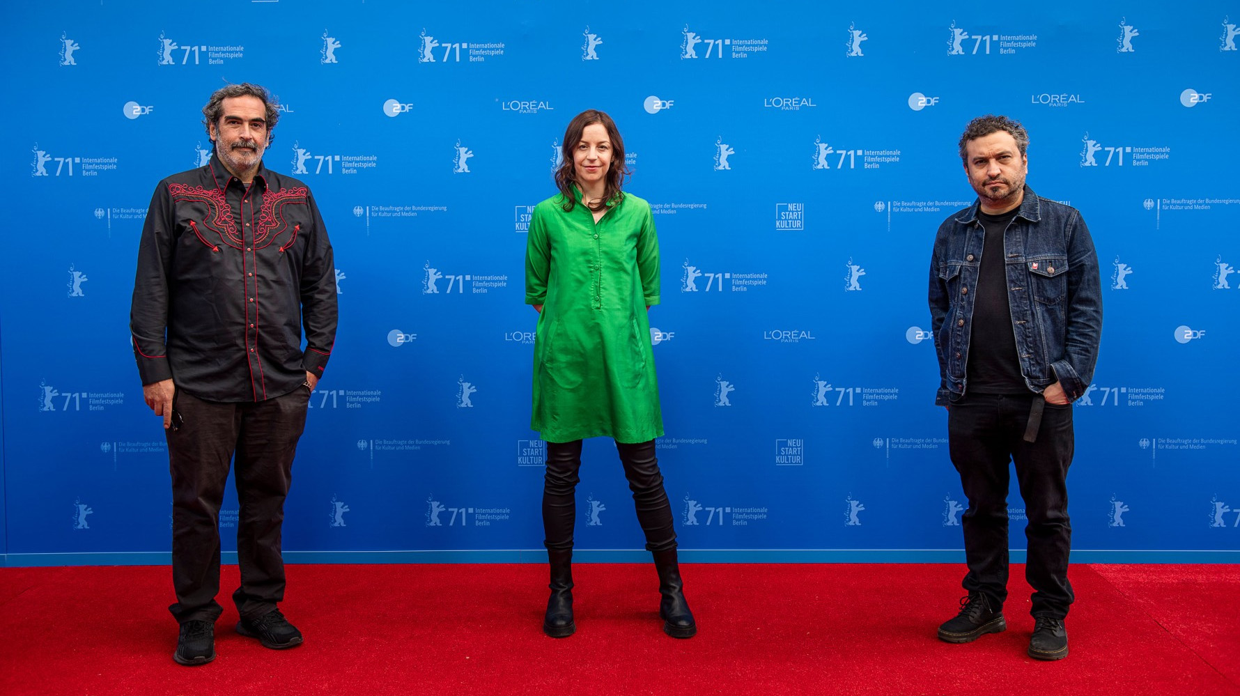 Yibran Asuad, la productora Elena Fortes y Ruizpalacios (Berlinale)