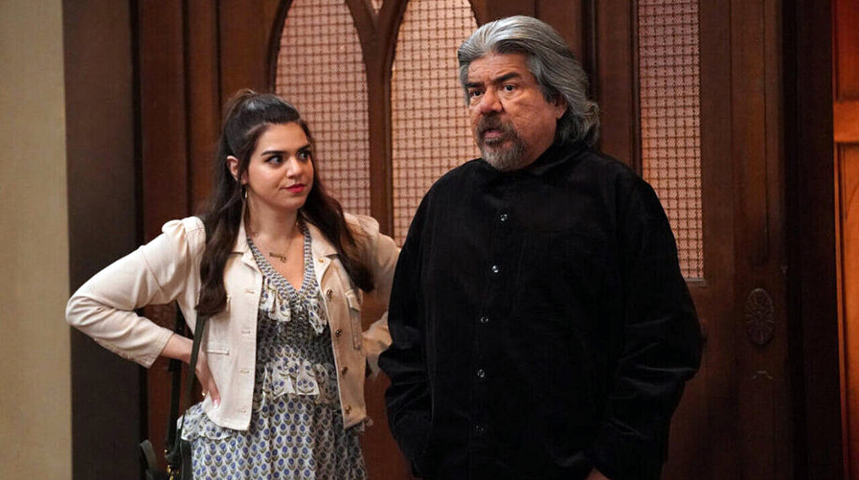 Hija y padre en "López vs. López" Hija y padre en "López vs. López"