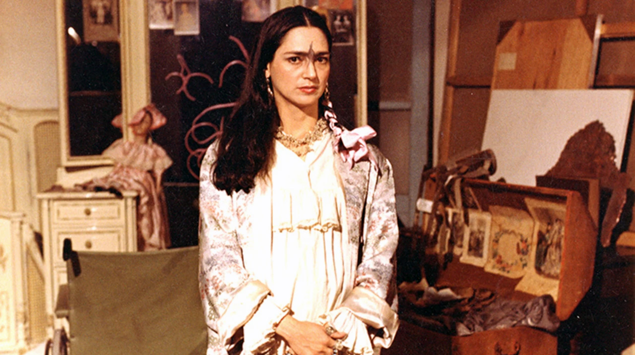 Ofelia Medina, en "Frida, naturaleza viva", de Paul Leduc Ofelia Medina, en "Frida, naturaleza viva", de Paul Leduc