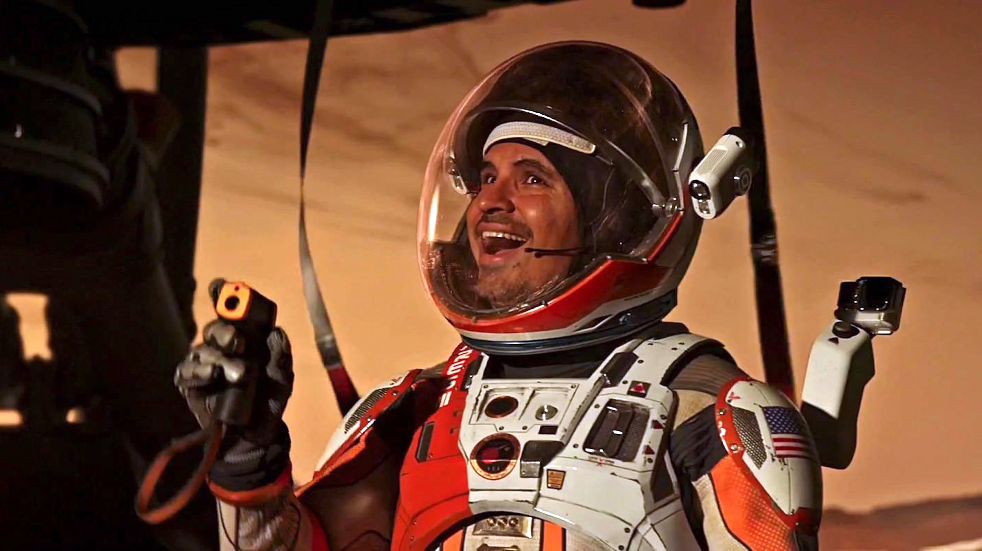 Michael Peña, de nuevo astronauta