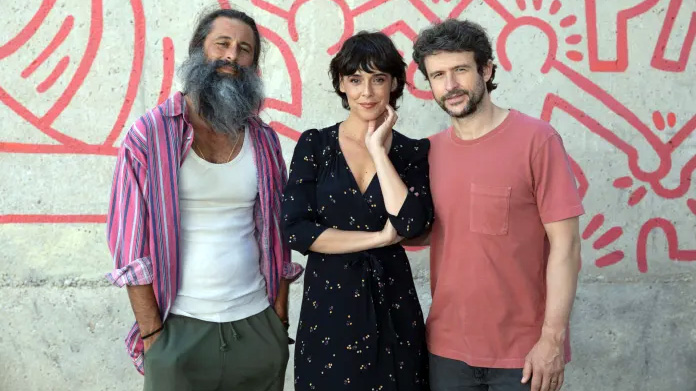 Los tres protagonistas de "Un novio para mi mujer", versión española
