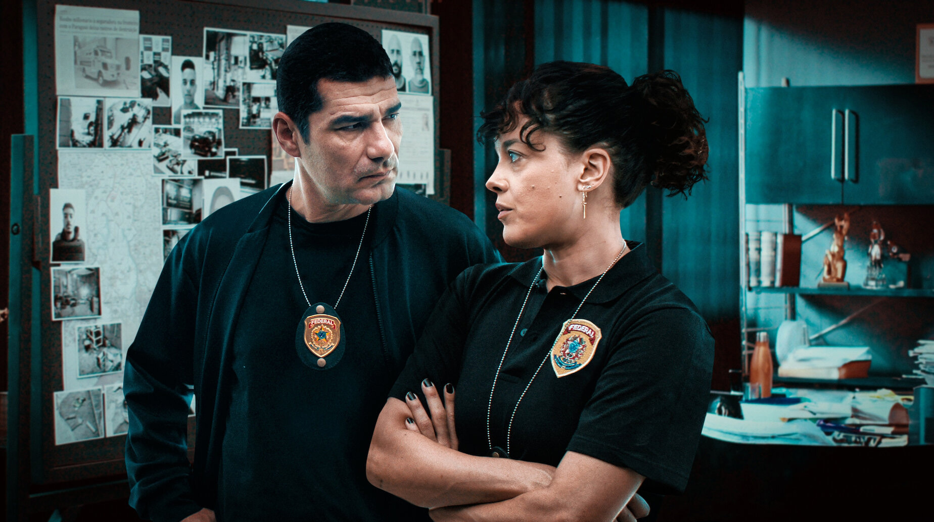 "El ADN del delito / Criminal Code / DNA do crime" "El ADN del delito / Criminal Code / DNA do crime"