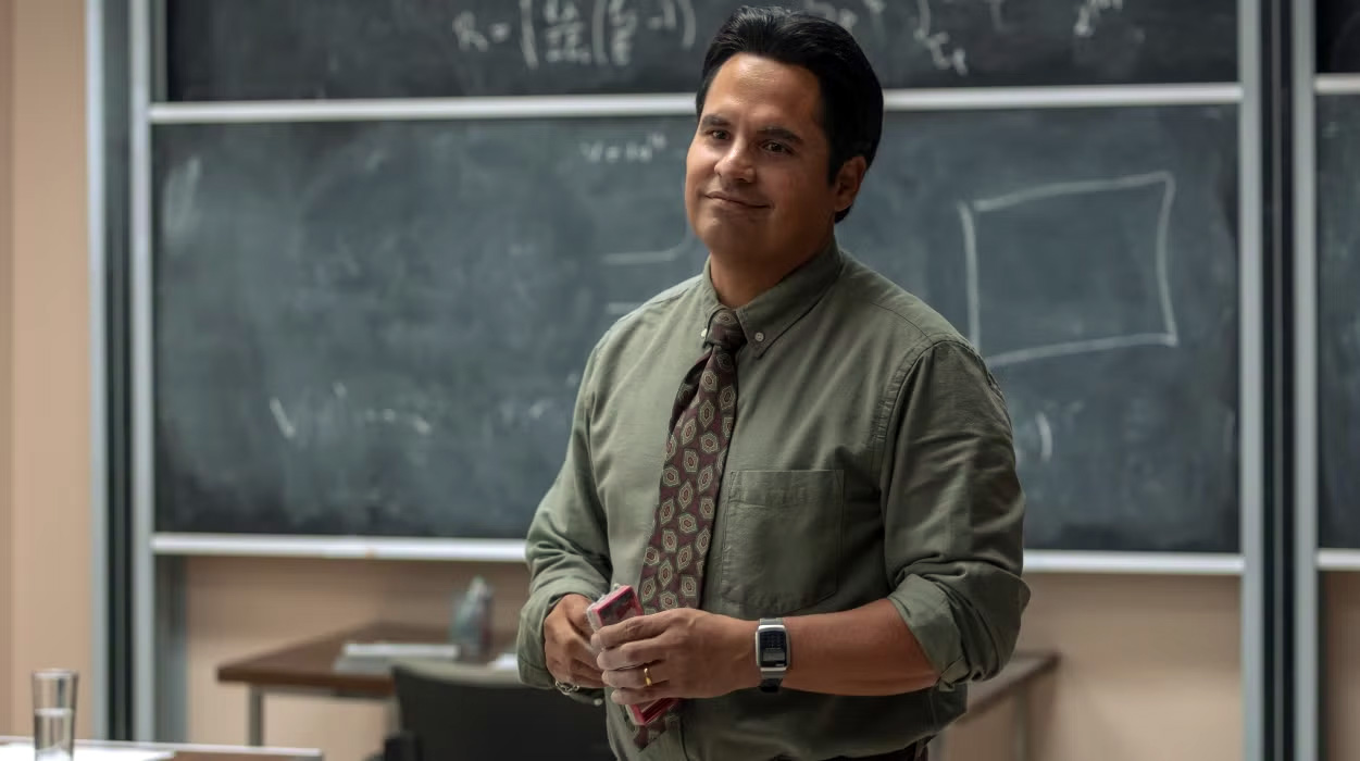 Michael Peña Michael Peña