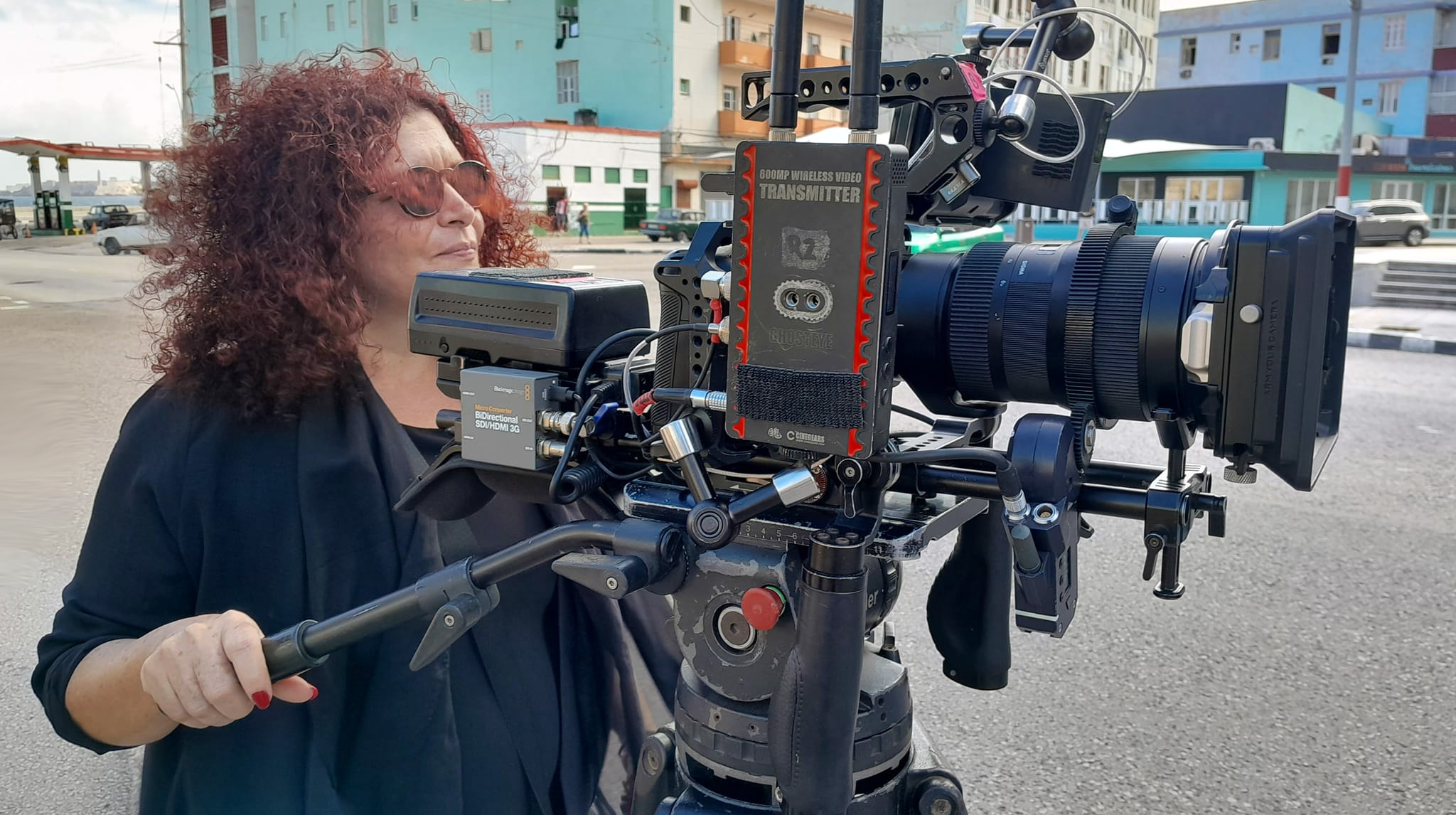 Marilyn Solaya, filmando en La Habana