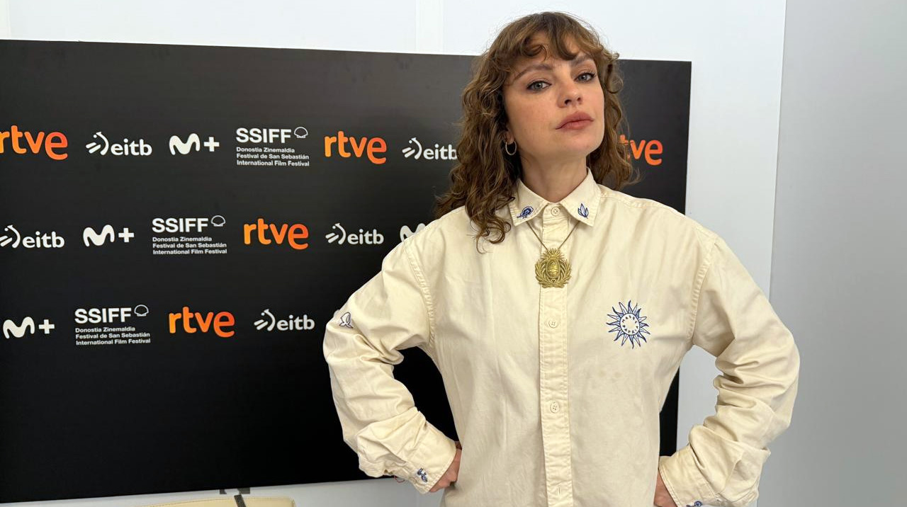 Dolores Fonzi  (DC)