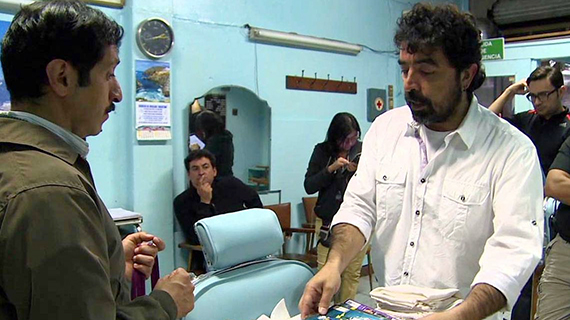 Avila Dueñas, en el rodaje de "El peluquero romántico"