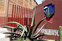 Entrada de los estudios Churubusco Azteca en el DF