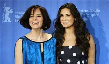 Parker Posey y Demi Moore (Reuters)