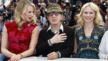 Allen, entre Lucy Punch y Naomi Watts  (Reuters)