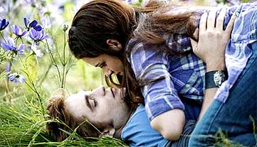 Robert Pattinson y Kristen Stewart, en 'Eclipse'