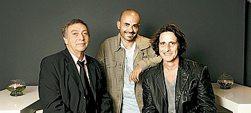 Brandoni, Sacheri y Peretti (Clarín)